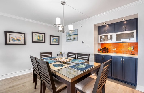 Holiday Isle Condo | Beautifully remodeled Beachfront Condo, spectacular views (320)
