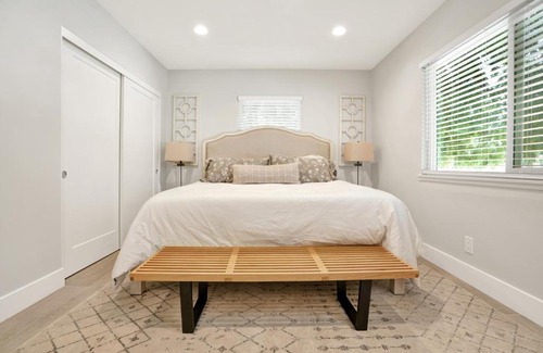 Fullerton House | Beautifully Remodeled House 5 miles to Disney