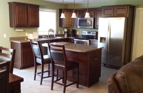 Frontier House | Beautifully Remodeled Lake Front House W/ Beach, Paddle Boat & Kayak. Sleeps 18+