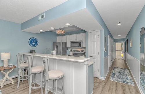 Carolina Forest House | Beautifully Renovated- Ground Floor Condo Sleeps 4! 1 bed, 1 bath - River Oaks Golf Villas unit 7-B