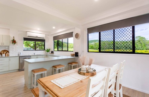 Yeppoon House | Beautifully Renovated Beachside Family Home