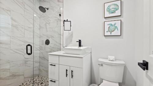 Fort Pierce Villa | Beautifully Renovated Villa Across the Street from the Ocean