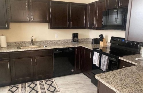 Kingsport Apartment | Beautifully Renovated Historic Building Apartments #5