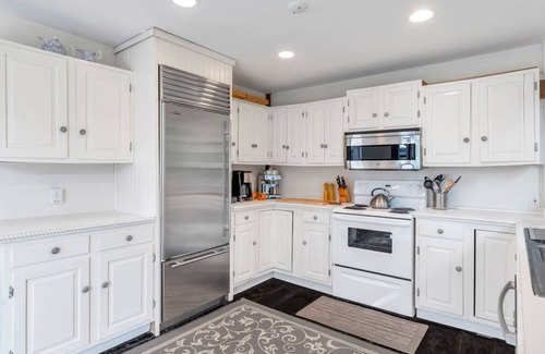 Bridgehampton House | Beautifully Restored Barn, Open First Floor Plan, Historic Charm and.
