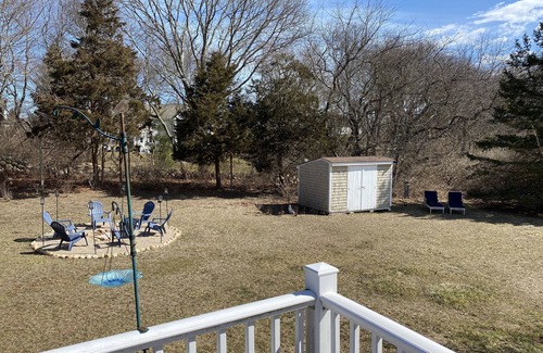 Snug Harbor House | Beautifully Updated, Pet Friendly, Family Beach House in Snug Harbor!
