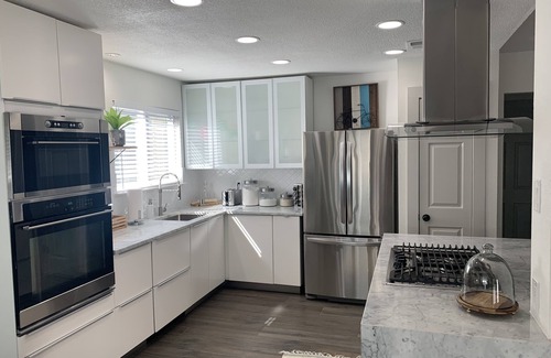 Milwood House | Beautifully updated, luxury home, close to Domain!