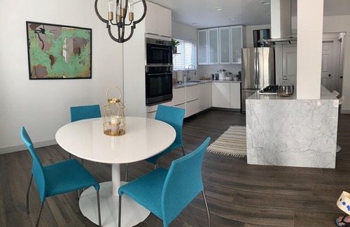 Milwood House | Beautifully updated, luxury home, close to Domain!