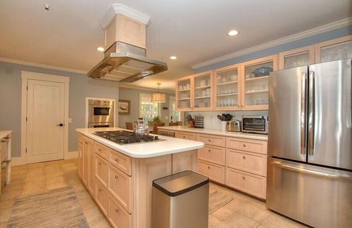 Oceanside House | Beautifully Decorated Home on one of the prettiest Oceanfront lots in Sea Pines!