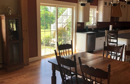 Dundee House | Beautifuly renovated 1840s farmhouse on the Keuka Lake wine trail.