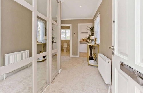 St. Tudy Villa | Beautioful House sleeps 10 guests in 5 bedrooms