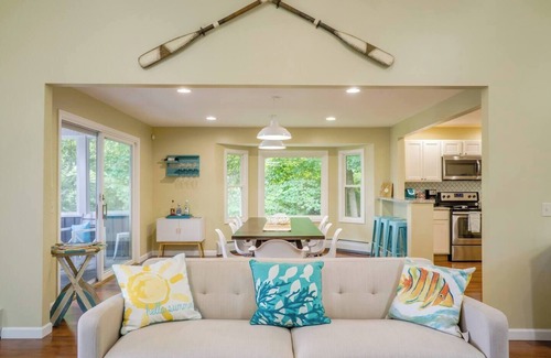 North Lake George House | Beauty and Seclusion on Lake George Awaits You!