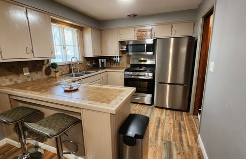 Youngstown House | Beauty Near Mill Creek Park at Bears Den