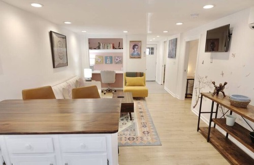 Mount Pleasant Apartment | Beauty & the Birdhouse-Ultimate Self Care Experience