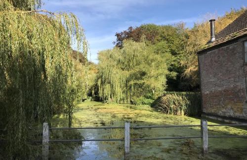 Cerne Abbas House | Beauvoir Court Stables