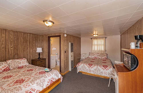 Dubois Hotel | Beaver Creek Inn