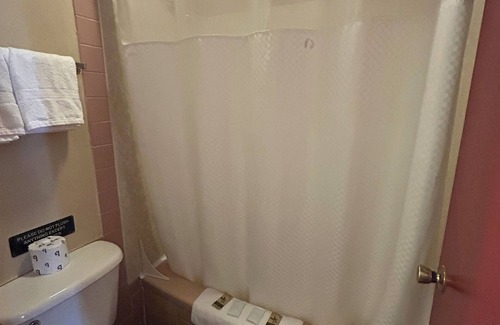 Beaverton Hotel | Beaverton Budget Inn by Capital O Portland