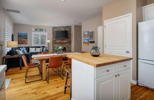 Beaverton House | Beaverton Creek Cottage