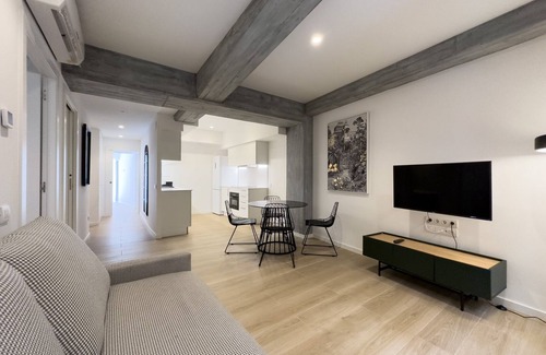 La Ribera Apartment | BeBarceloner Born Apartments with Pool and Terrace - 2 bedrooms, 2 bathrooms