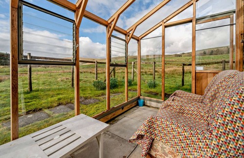 Sedbergh House | Beck House - One Bedroom House, Sleeps 2