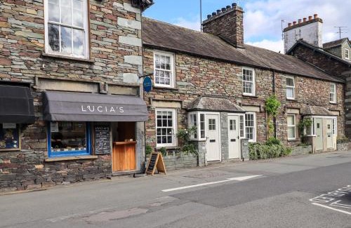 Grasmere House | Beck Steps 1