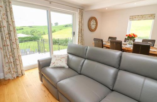 Kendal House | Beck View