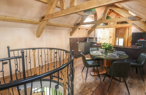 Okehampton Cottage | BECKET'S BARN, family friendly, character holiday cottage in Northlew