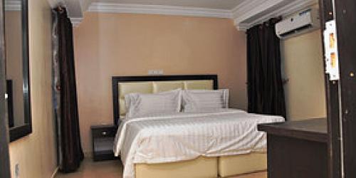 Abuja Cabin | Beckett Suites-standard