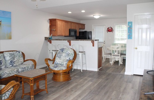 Issue House | Becky's Cottage