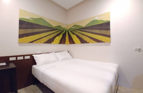Jaro Hotel | Bed and Bath Serviced Suites