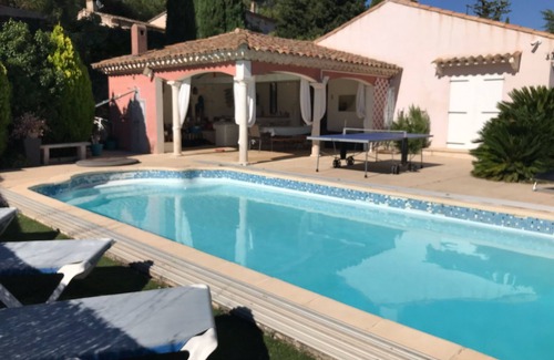 Le Cannet-des-Maures Villa | Bed and breakfast between Nice and Marseille