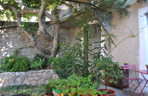 Malemort-du-Comtat House | Bed and Breakfast, Terra Comtat