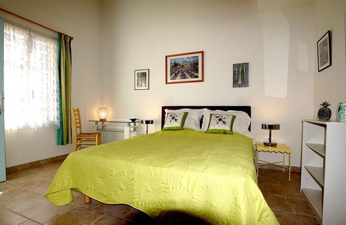 Vedene Hotel | BED AND BREAKFAST 10 MINUTES FROM AVIGNON