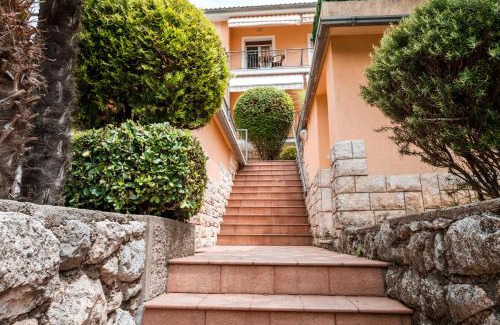 Obrs Bed & Breakfast | Bed and Breakfast Rooms Sandalj