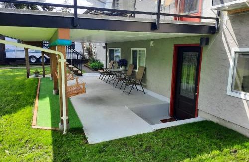 Saanich East Bed & Breakfast | Bed and Breakfast near the University of Victoria