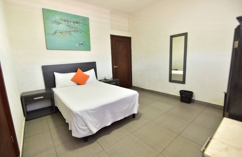 Torreon Hotel | BED BED HOTEL PERLA