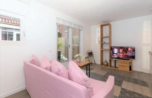 Diemen Bed & Breakfast | Bed & Bike Studio Amsterdam