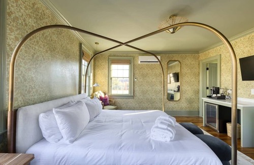 Harleston Village Bed & Breakfast | Bed&Breakfast Veranda King Suite - Walk to King
