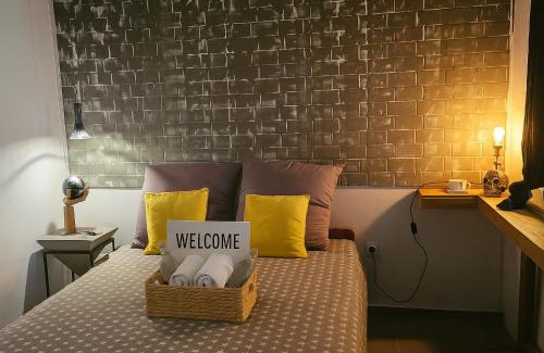 Nea Peramos Apartment | Bed & Coffee