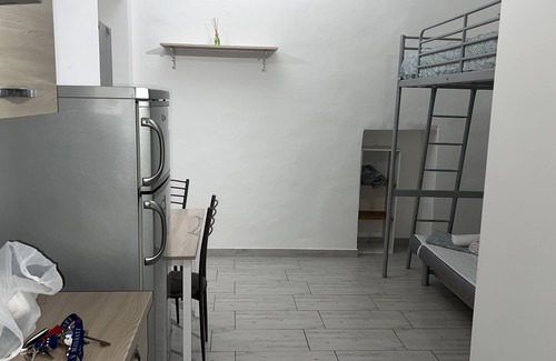 Aurora Apartment | Bed2Go Brescia