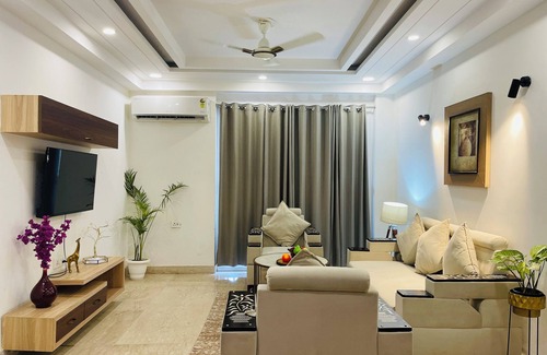 Gurugram Apartment | BedChambers Serviced Apartment Sector 52