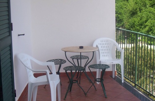 Vietri sul Mare Apartment | Bedebreakfastilys Coast Amalfitana