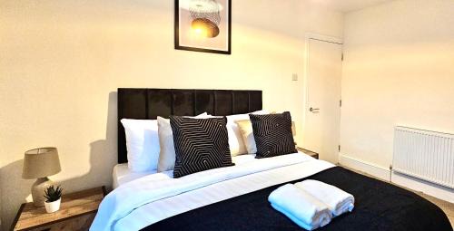 Roath Apartment | Bedford Street by Switchback Stays