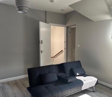 Crewe Apartment | Bedford Street Flats