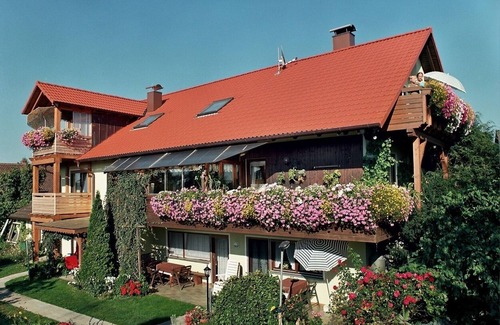 Muhr am See Apartment | Bedingt-rollstuhlgerechte Ferienwohnung für 1-4 Personen