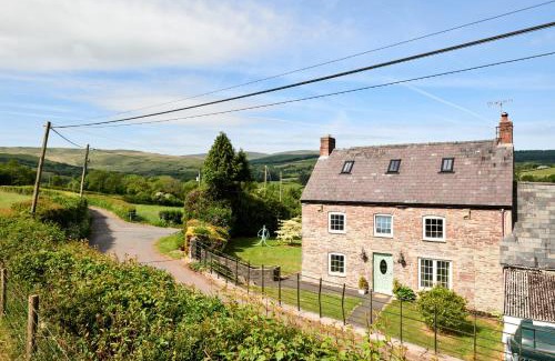 Brecon Apartment | Bedlwyncoch Farmhouse