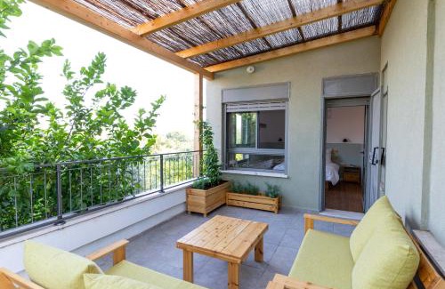 Ma'ale Gamla Apartment | Bednesher Vacation Apartment for Families