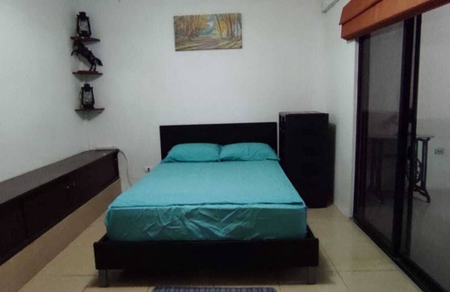 Manta Apartment | Bedroom apartment in beautiful Manta with AC, WiFi