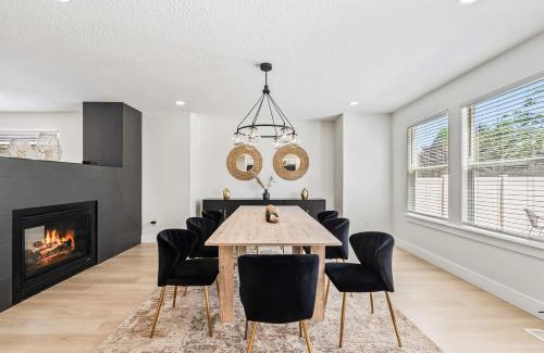 Meridian House | Bedroom house in prime location by the village