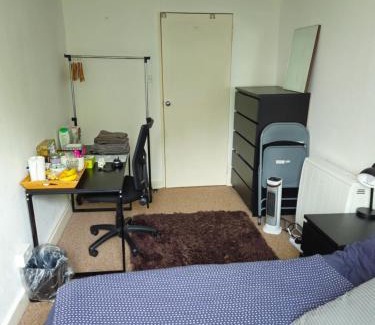 Oval House | Bedroom in Central London