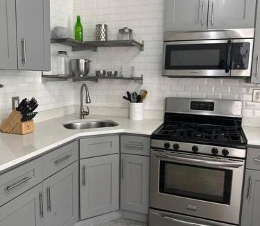 Bedford-Stuyvesant Apartment | Bedstuy beauty